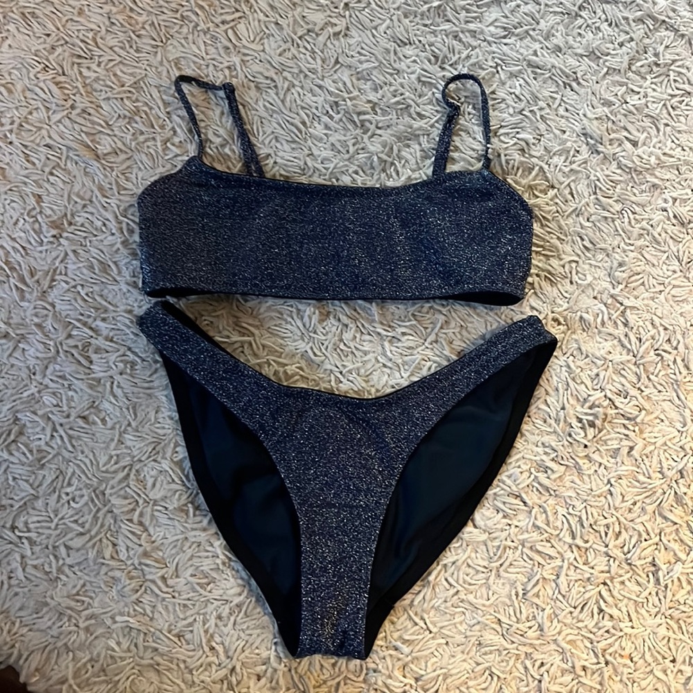 Triangl suit
